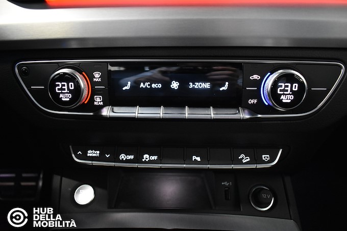 AUDI Q5 40 TDI 204 CV quattro S tronic S line plus